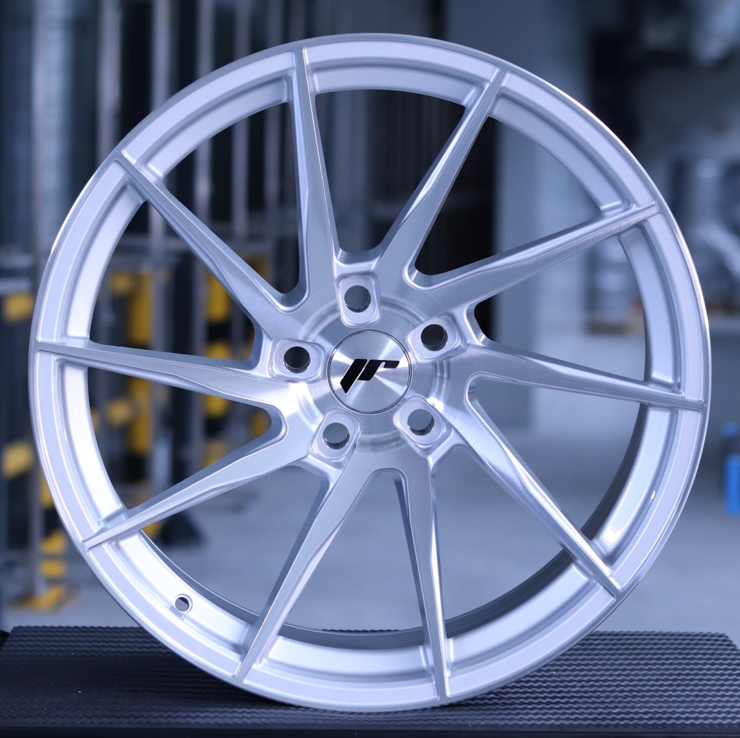 JR Wheels JR36 20x9 Silver Brushed Face - JR-Veljed